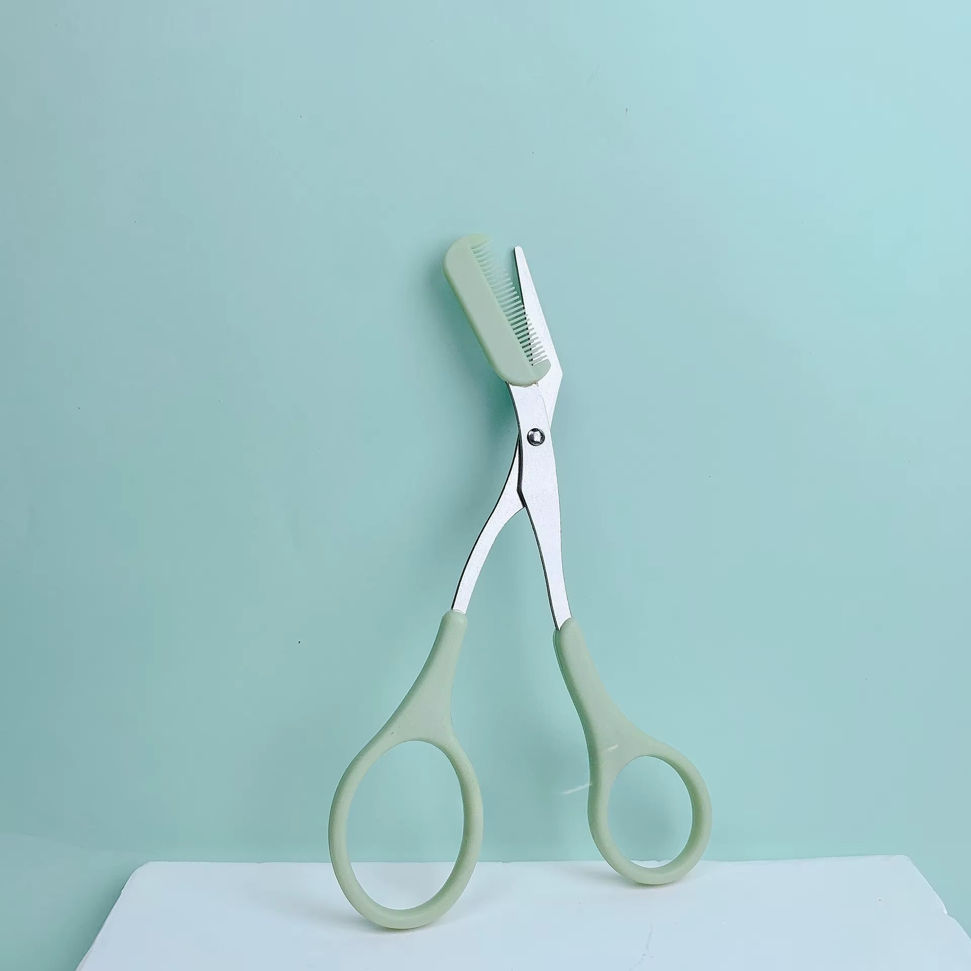 Eyebrow Trimming Scissors with Built-In Comb - Stainless Steel, Precise Grooming Tool, Creating Perfect Eyebrows
